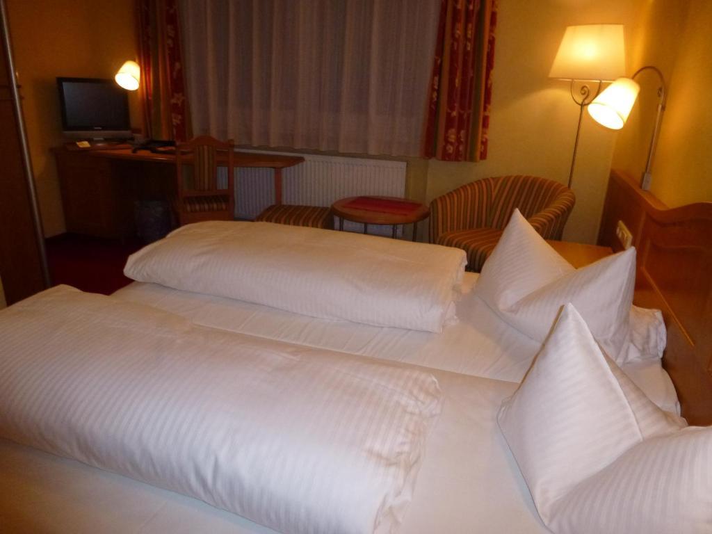 Gasthof Hotel Reif Konigstein in der Oberpfalz ภายนอก รูปภาพ